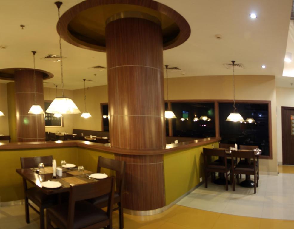 Tirupur Hotell Exteriör bild